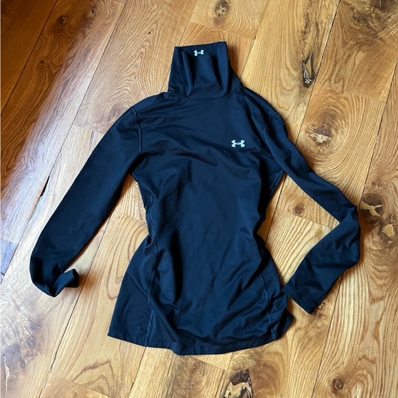Tops - UnderArmour Cold Gear fitted